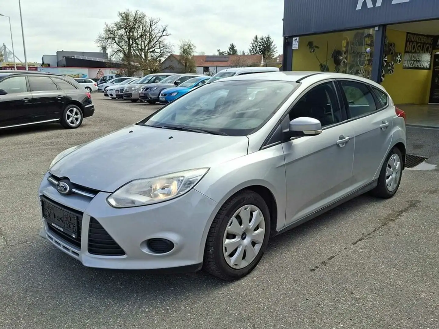 Ford Focus Trend PICKERL BIS 8.2026+4M, KLIMAANLAGE Silber - 1
