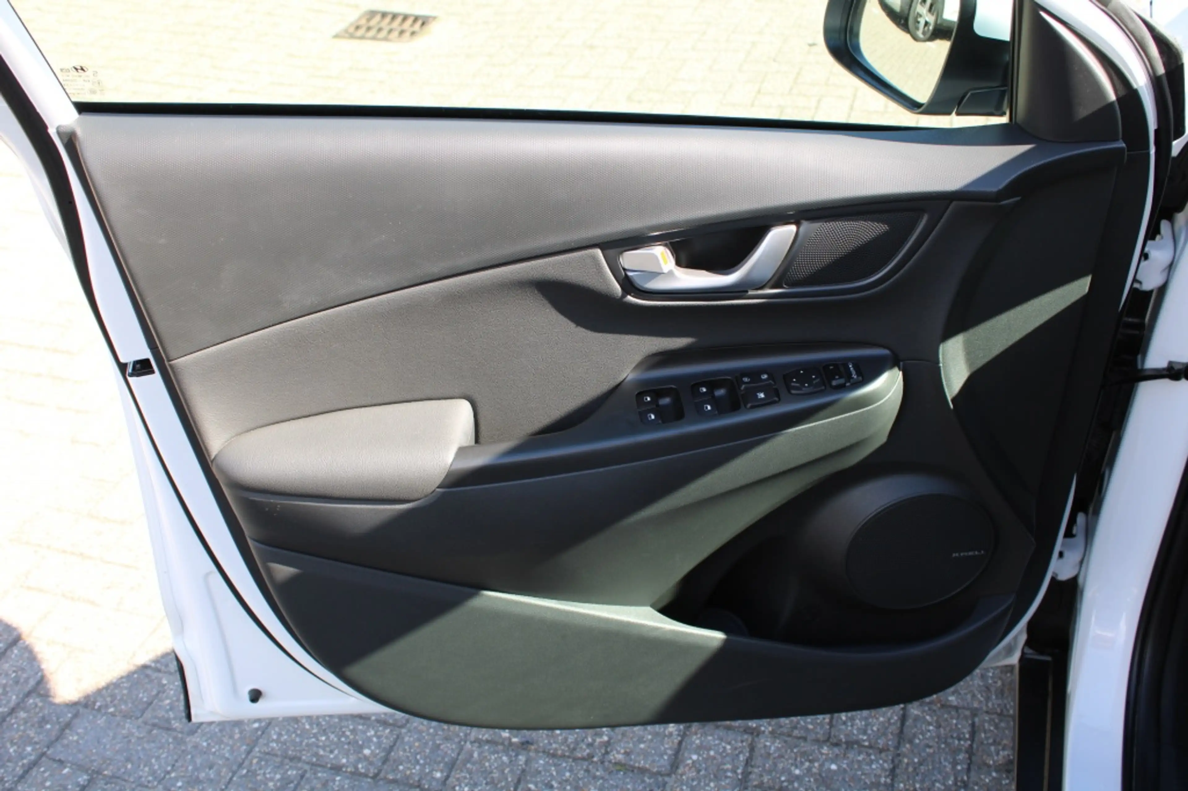 Hyundai KONA 1.6 GDI HEV Premium Full Option! "RIJKLAARPRIJS" — photo 10