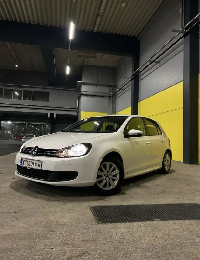 Volkswagen Golf Golf Rabbit 2012 BMT 1,6 TDI DPF Rabbit 2012 Weiß - 1