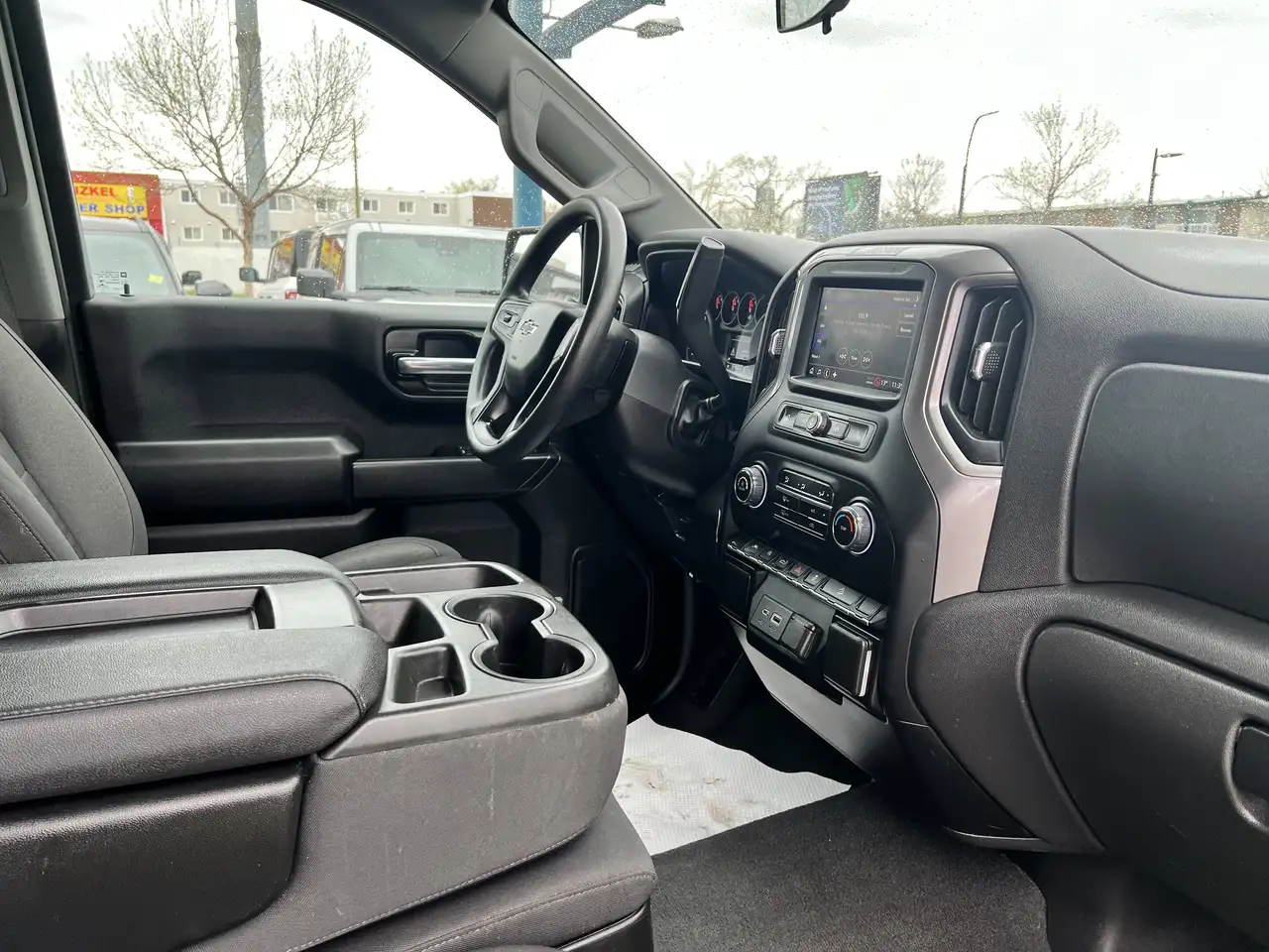 Chevrolet Silverado 1500 снимка Chevrolet Silverado 1500