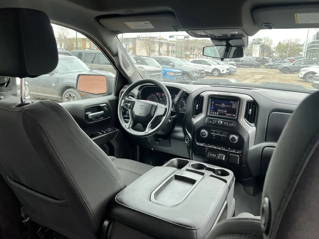 Chevrolet Silverado 1500 снимка Chevrolet Silverado 1500