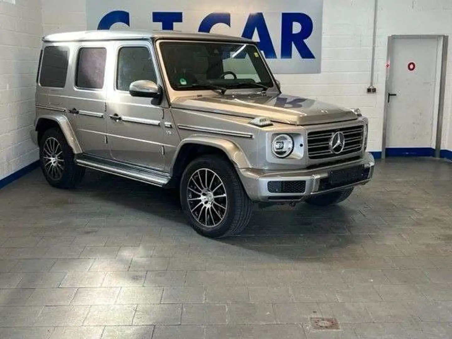 Mercedes-Benz G 500 Modell Station Silver - 1