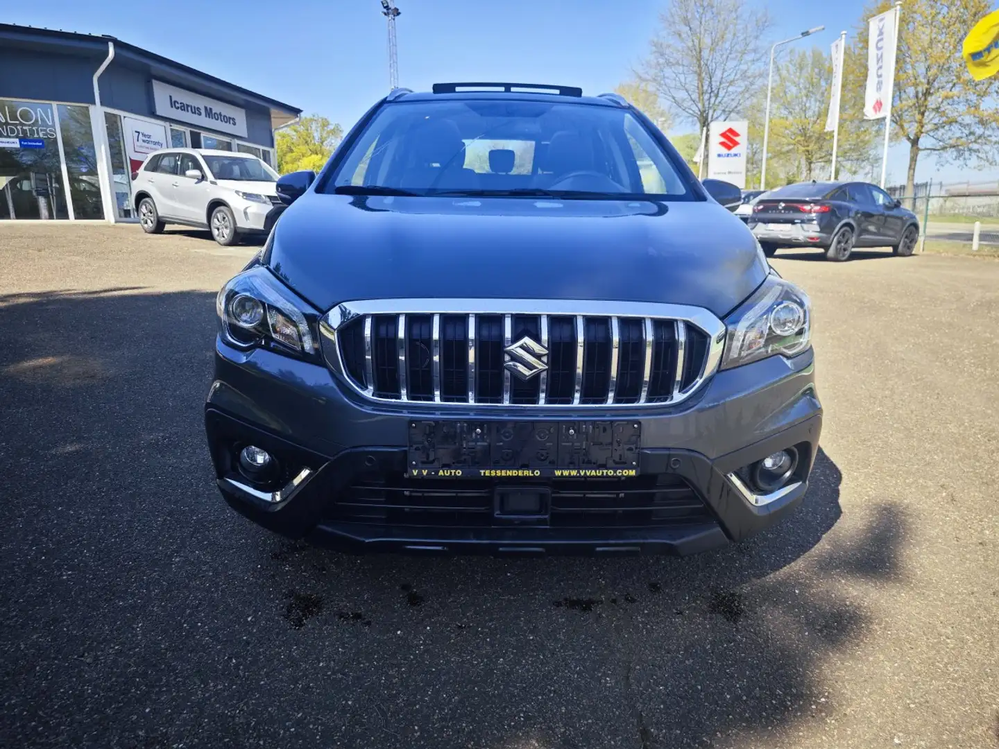 Suzuki SX4 S-Cross GLX Gris - 2