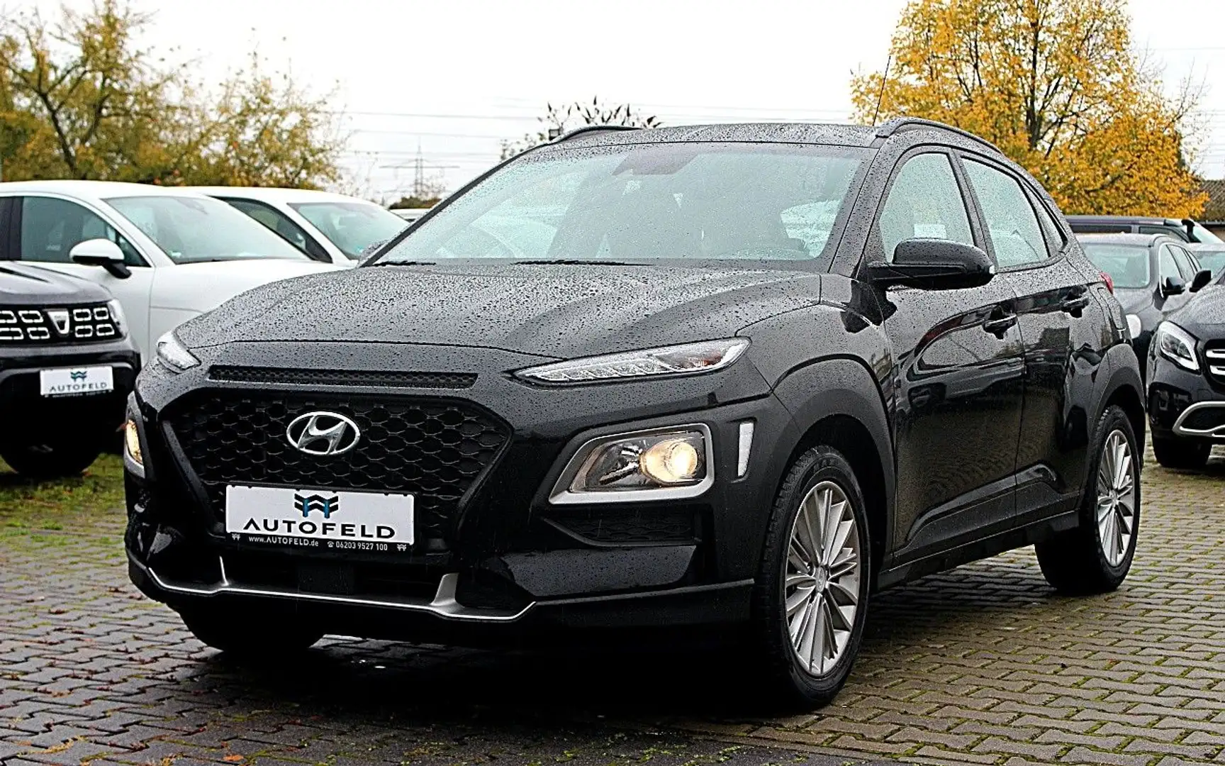 Hyundai KONA 1.0 T-GDI/PREMIUM/VOLL SHEFT/SHZ/AHK/RCAM Schwarz - 1