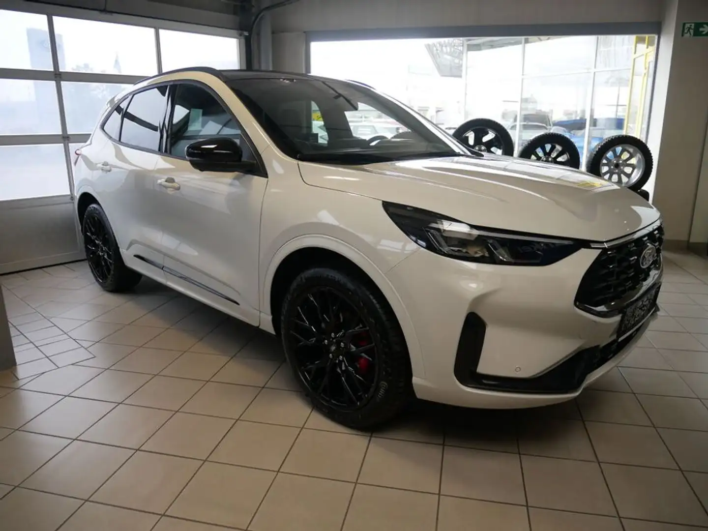 Ford Kuga Hybrid Sound Edition Weiß - 2