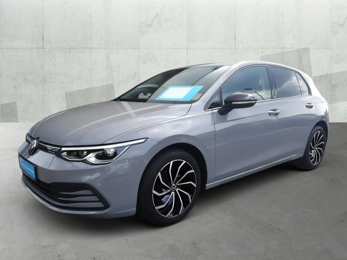 Volkswagen Golf VIII 1.5 TSI UNITED *LED *APP *NAVI *SHZ *ALU *CL Grau - 2