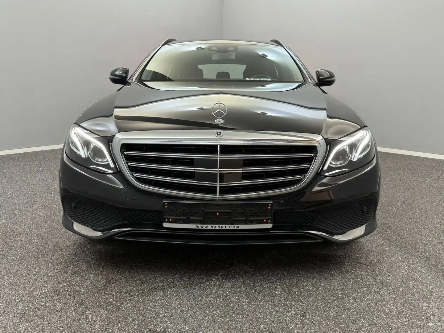 Mercedes-Benz E 300 de T -Modell*ACC*MULTIBEAM*Kamera*1.HD Schwarz - 2