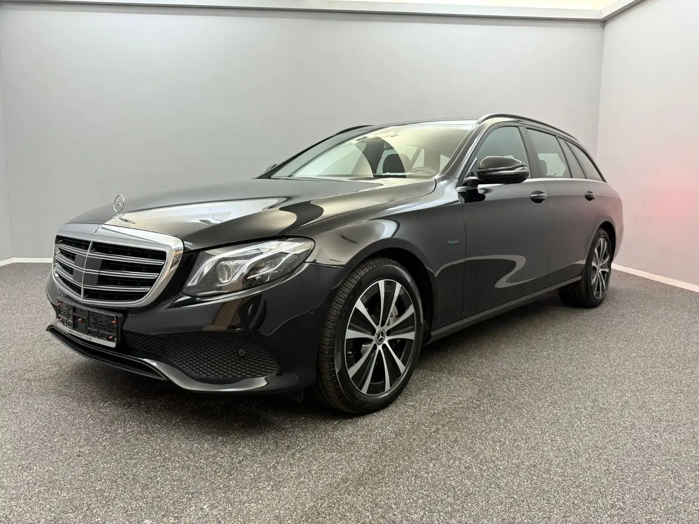 Mercedes-Benz E 300 de T -Modell*ACC*MULTIBEAM*Kamera*1.HD Schwarz - 1