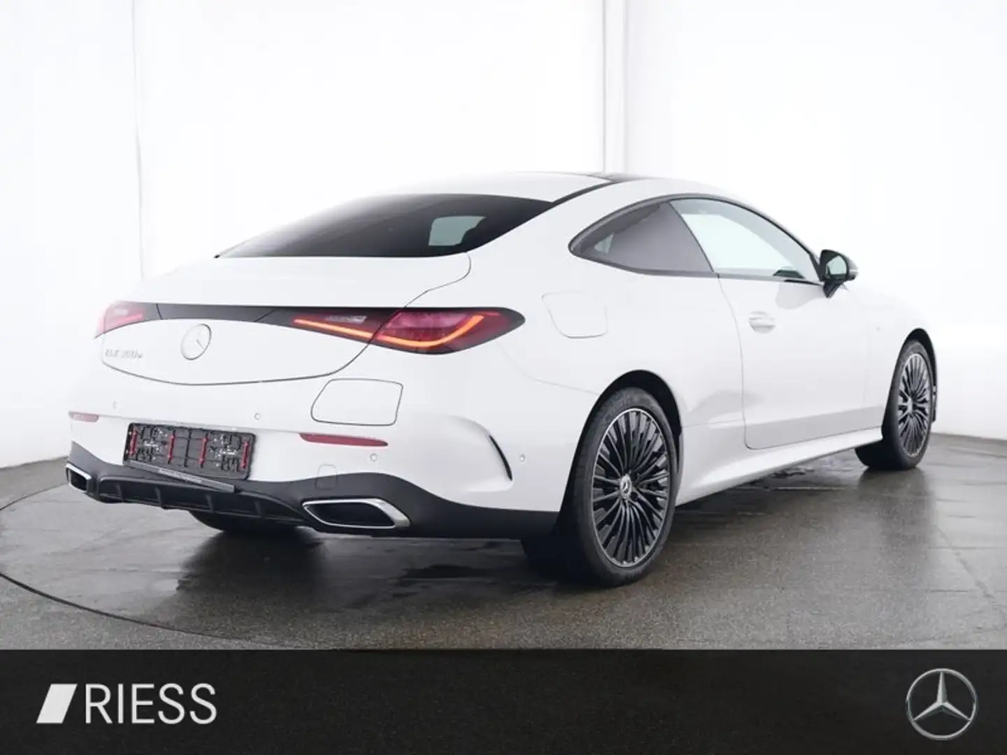 Mercedes-Benz CLE 300 e mit EQ Hybrid Technologie 360 ACC AUT Weiß - 2
