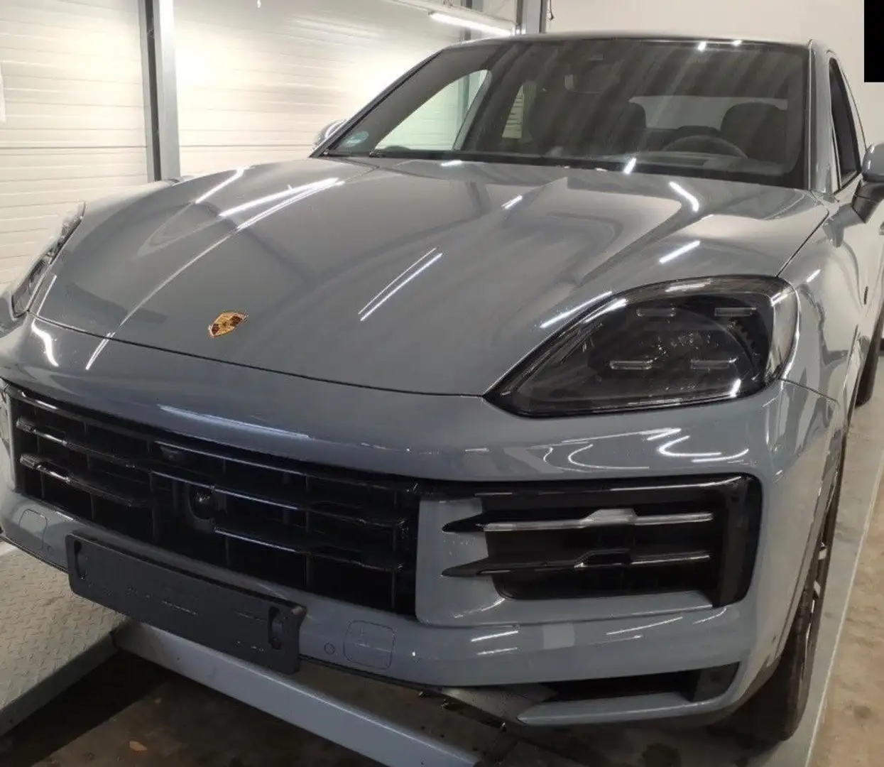 Porsche Cayenne Coupe E-Hybrid*Sportendrohre*22"Alu*Soft Grau - 1