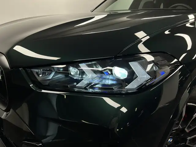 BMW X5 view 8