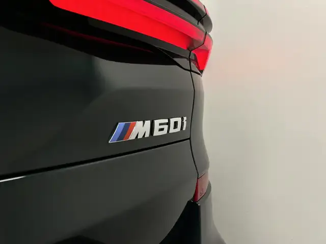 BMW X5 view 14