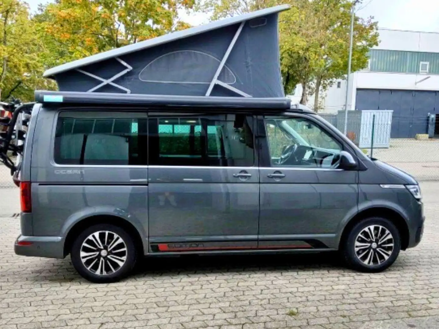 Volkswagen T6.1 California Ocean Edition 4Motion Camper mit fester Küche, ele Gris - 2