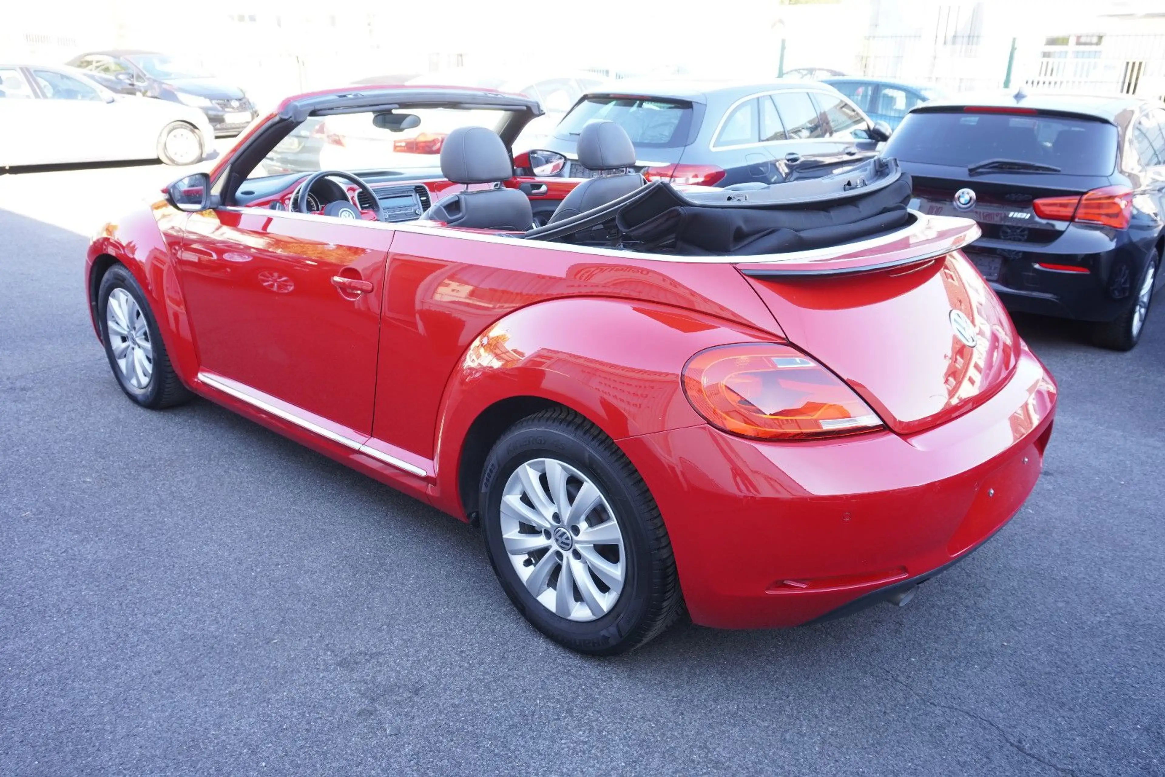 Volkswagen Beetle 1.6 TDI Design Cabriolet*Xenon*Leder*GARA — photo 5