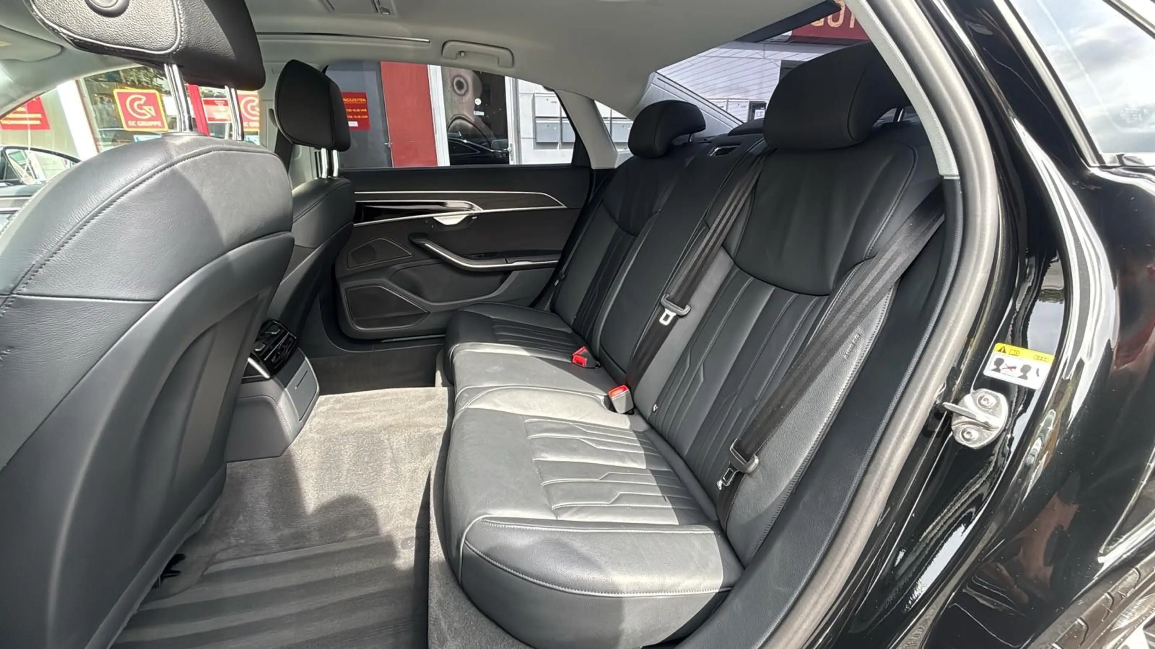 Audi A8 50 TDI L quattro *sehr gut gepflegt* — photo 9