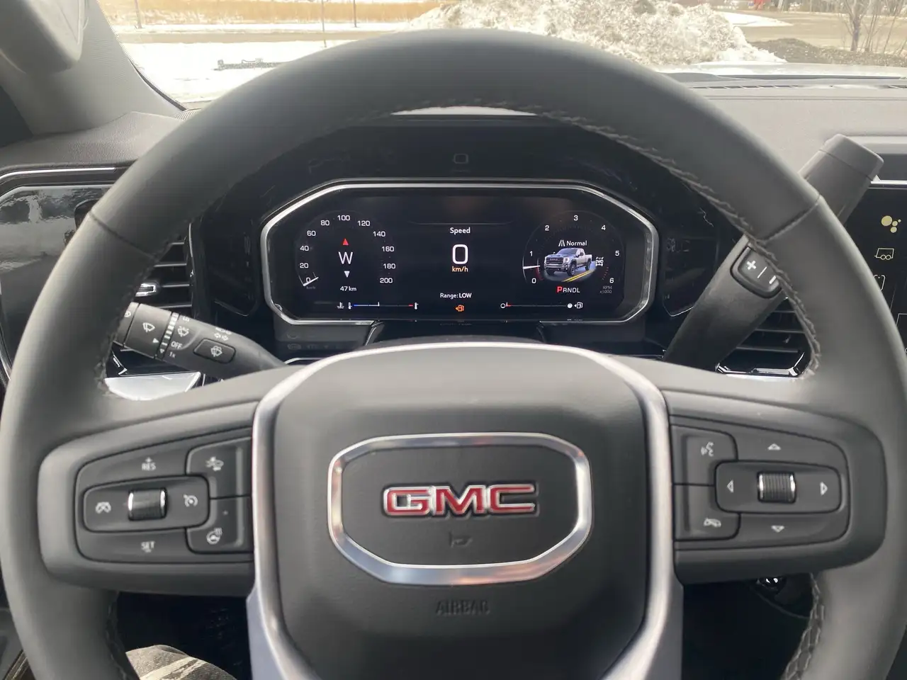GMC Sierra 3500HD снимка GMC Sierra 3500HD