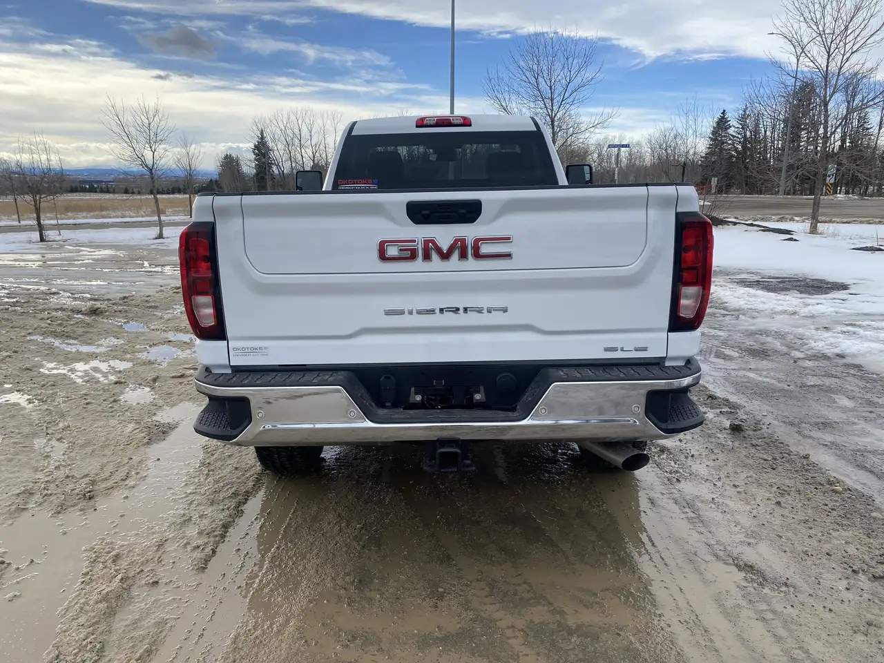 GMC Sierra 3500HD снимка GMC Sierra 3500HD