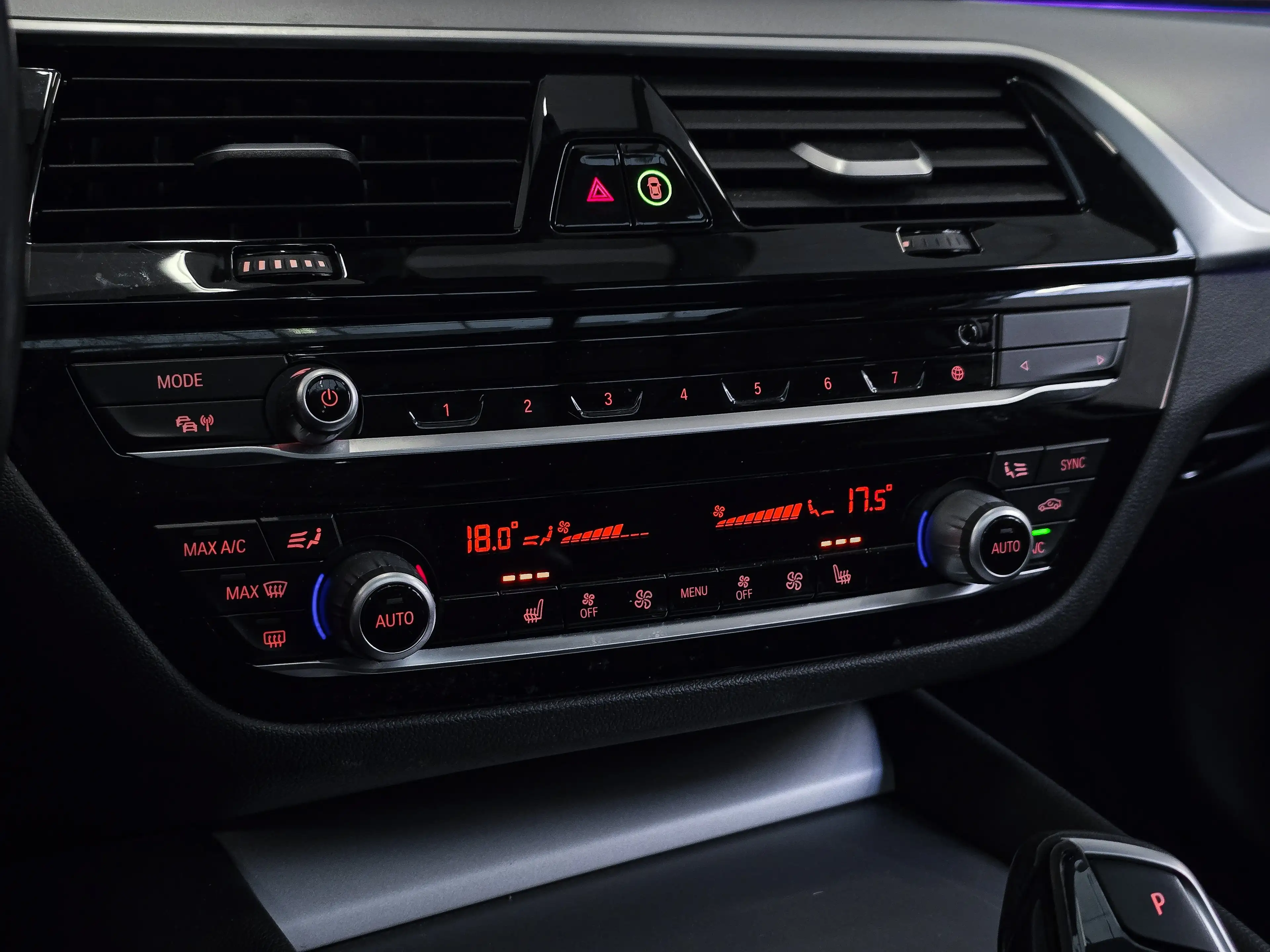 BMW 518 ✖️ PACK M 550D | FULL OPTION | CARPLAY — photo 12