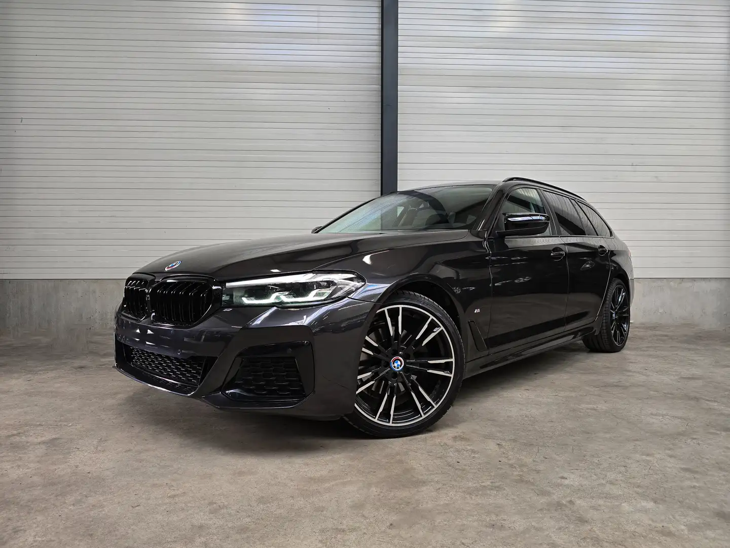 BMW 518 ✖️ PACK M 550D | FULL OPTION | CARPLAY Gris - 1
