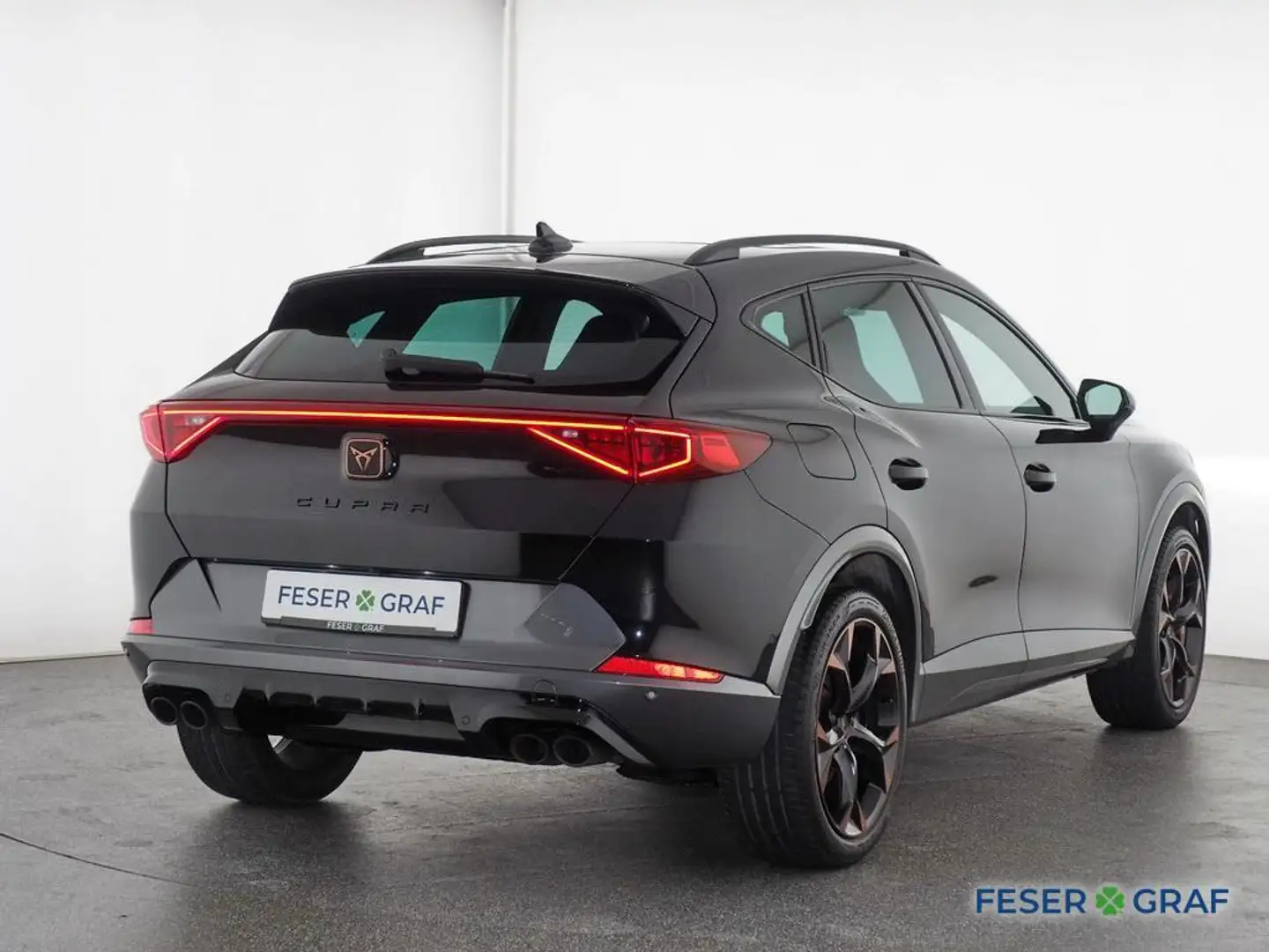 CUPRA Formentor VZ 2.0 TSI LED / DAB / PDC / Navi / Panorama Schwarz - 2
