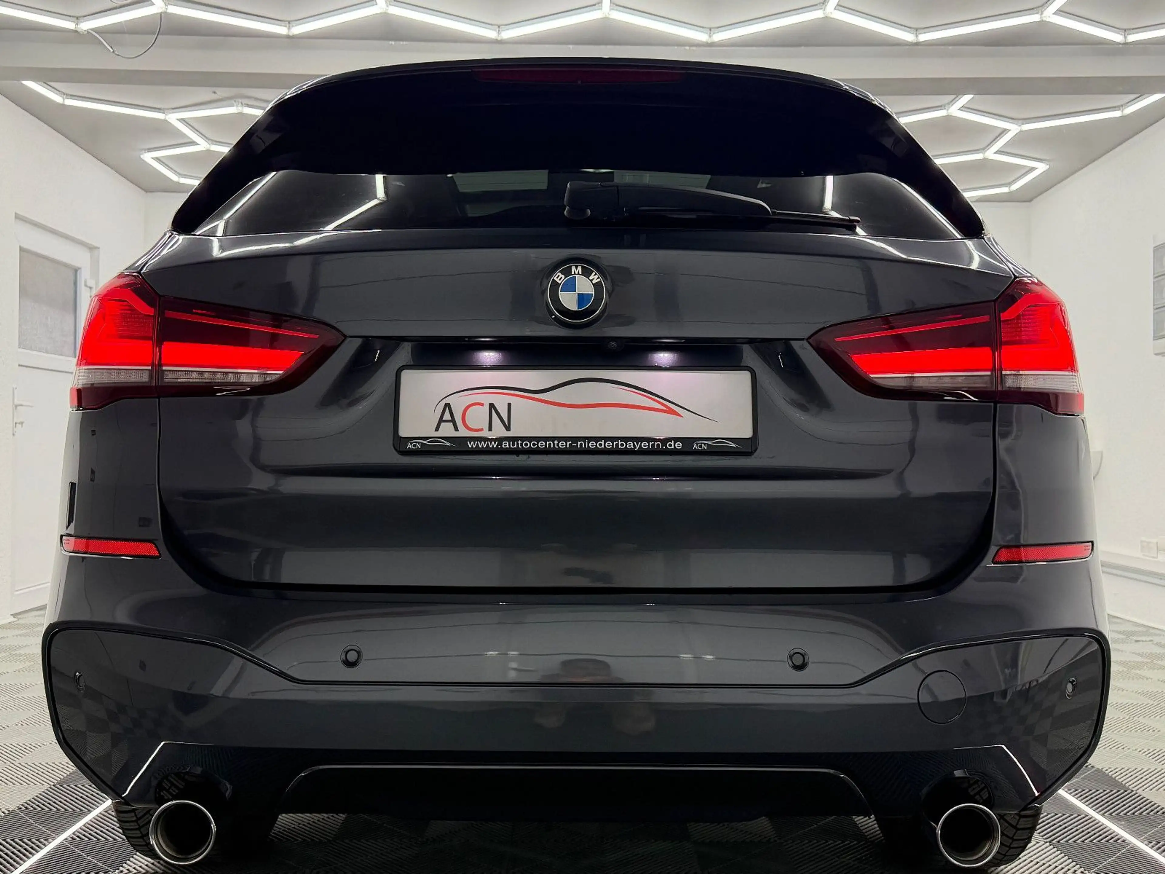 BMW X1 sDrive 20 d M SPORT/KAM/LED/PANO/ACC — photo 11