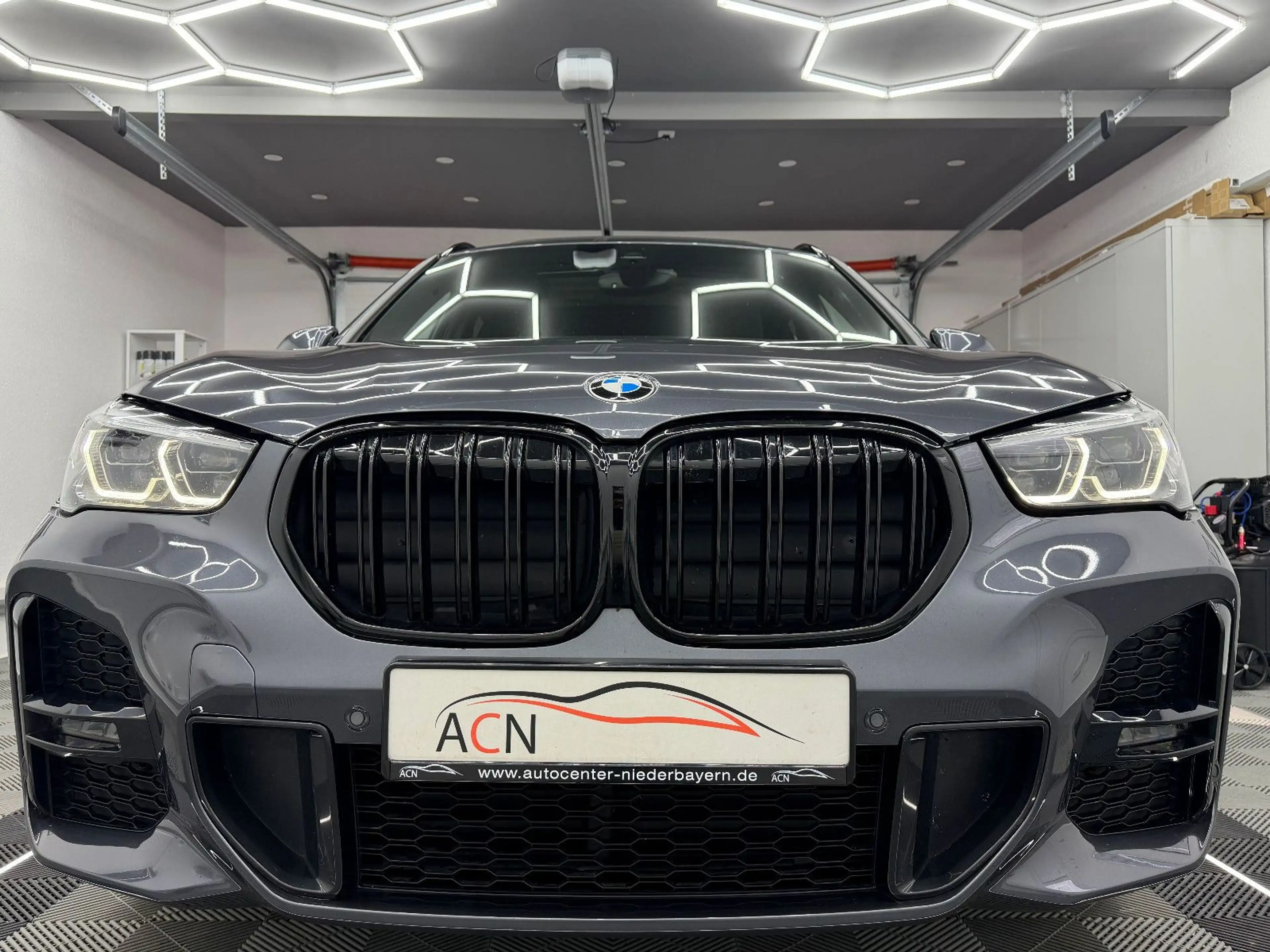 BMW X1 sDrive 20 d M SPORT/KAM/LED/PANO/ACC — photo 7