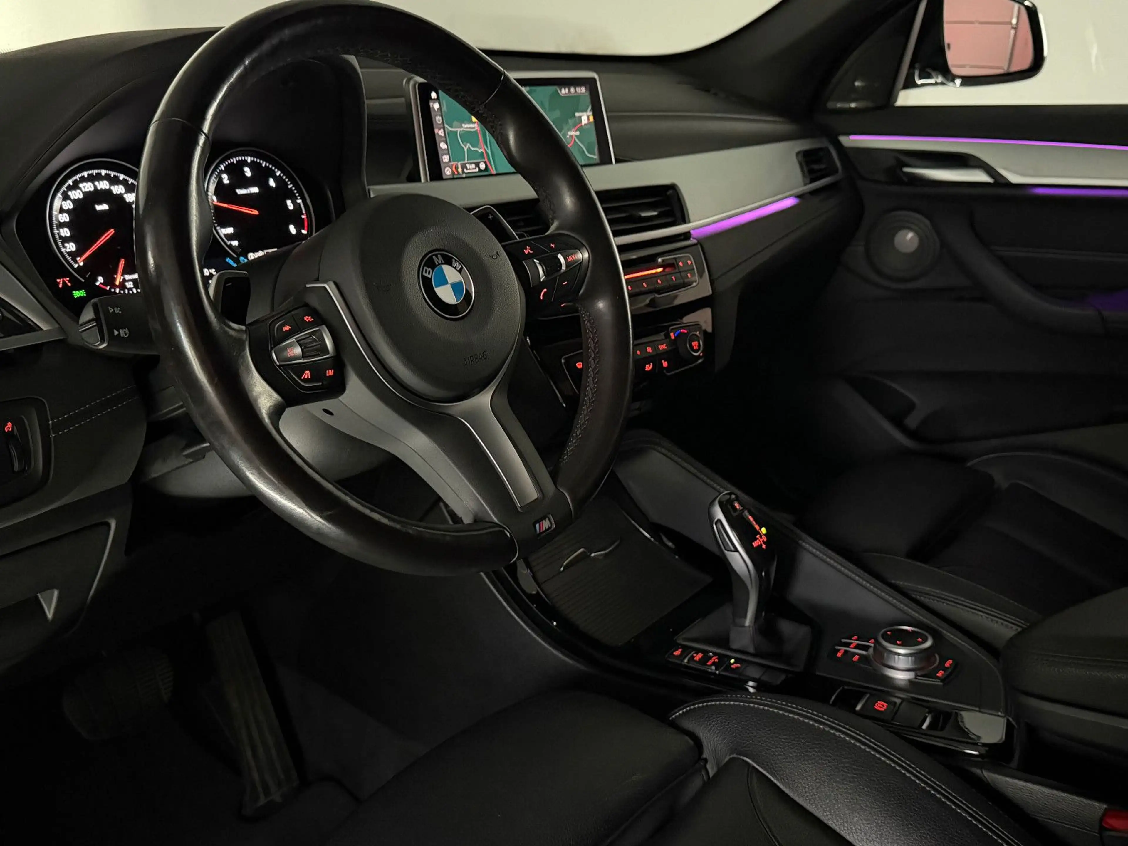 BMW X1 sDrive 20 d M SPORT/KAM/LED/PANO/ACC — photo 15