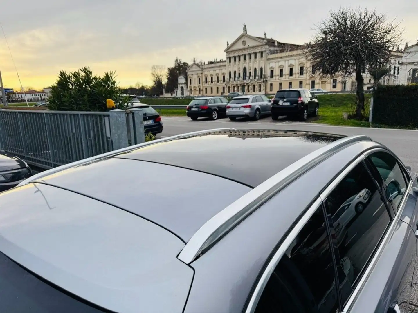 Peugeot 508 BlueHDi 180 EAT6 S&S SW Allure Gris - 2