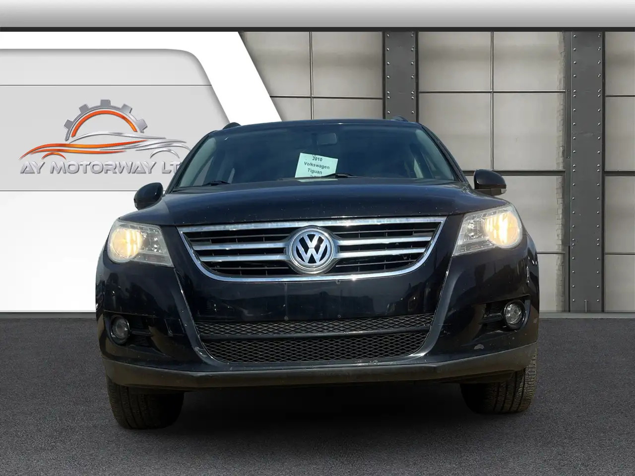 Volkswagen Tiguan снимка Volkswagen Tiguan