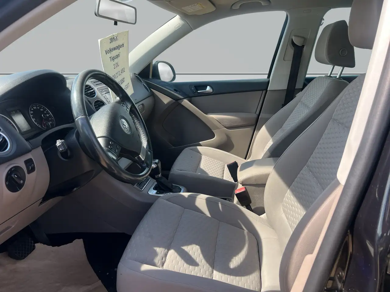 Volkswagen Tiguan снимка Volkswagen Tiguan