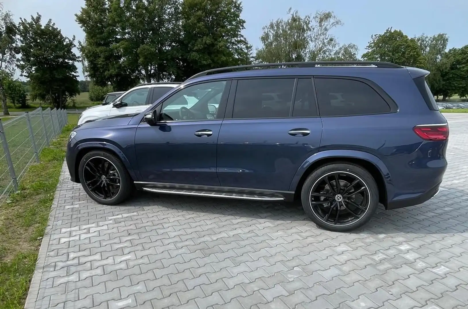Mercedes-Benz GLS 450 4Matic #PREMIUM +#NIGHT#OFFROAD#SOFT# Bleu - 2