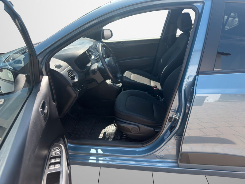 Hyundai i10 1.0 Passion ALU//KLIMA/SHZ/LENK.HEIZ/DAB — photo 15