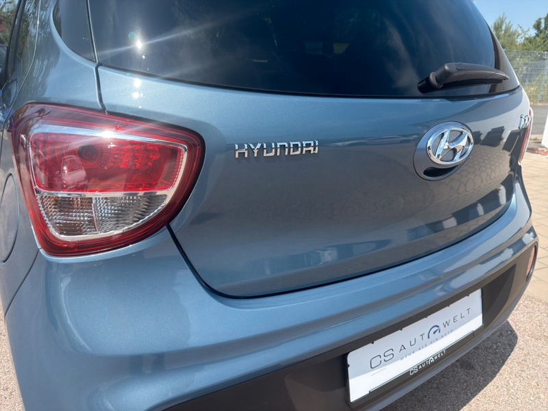 Hyundai i10 1.0 Passion ALU//KLIMA/SHZ/LENK.HEIZ/DAB — photo 12