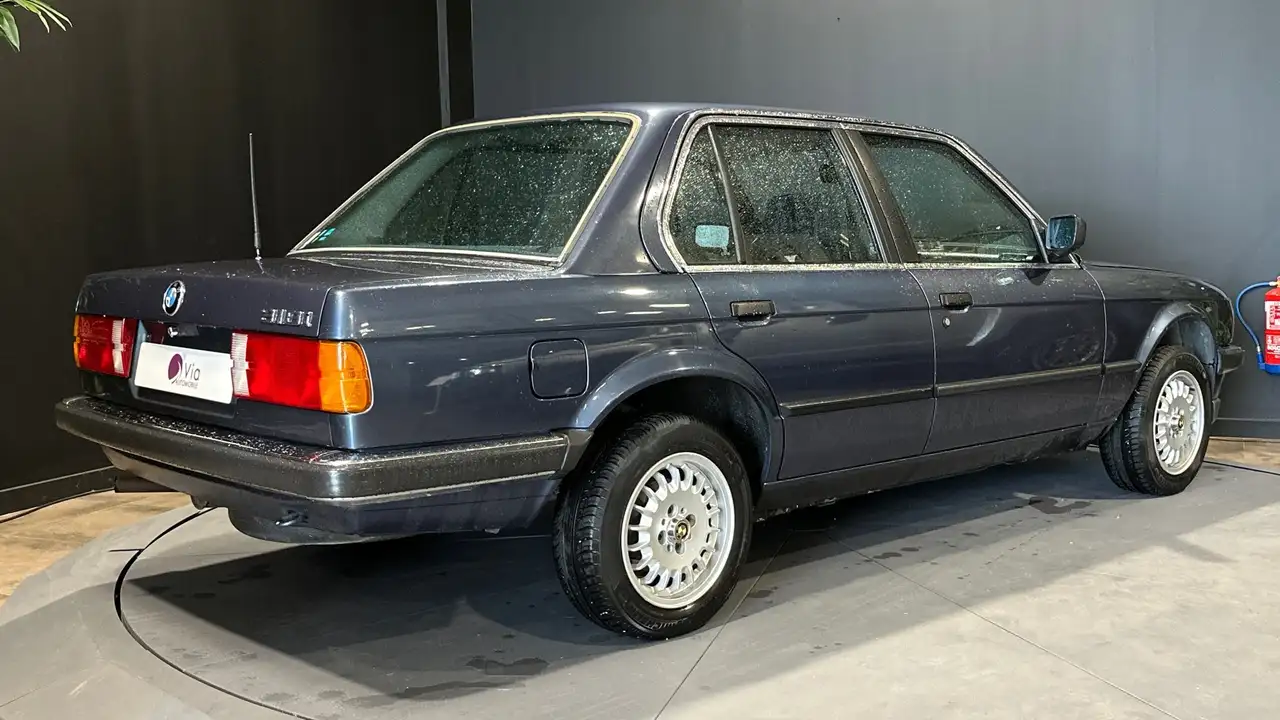 BMW 318i, foto 7