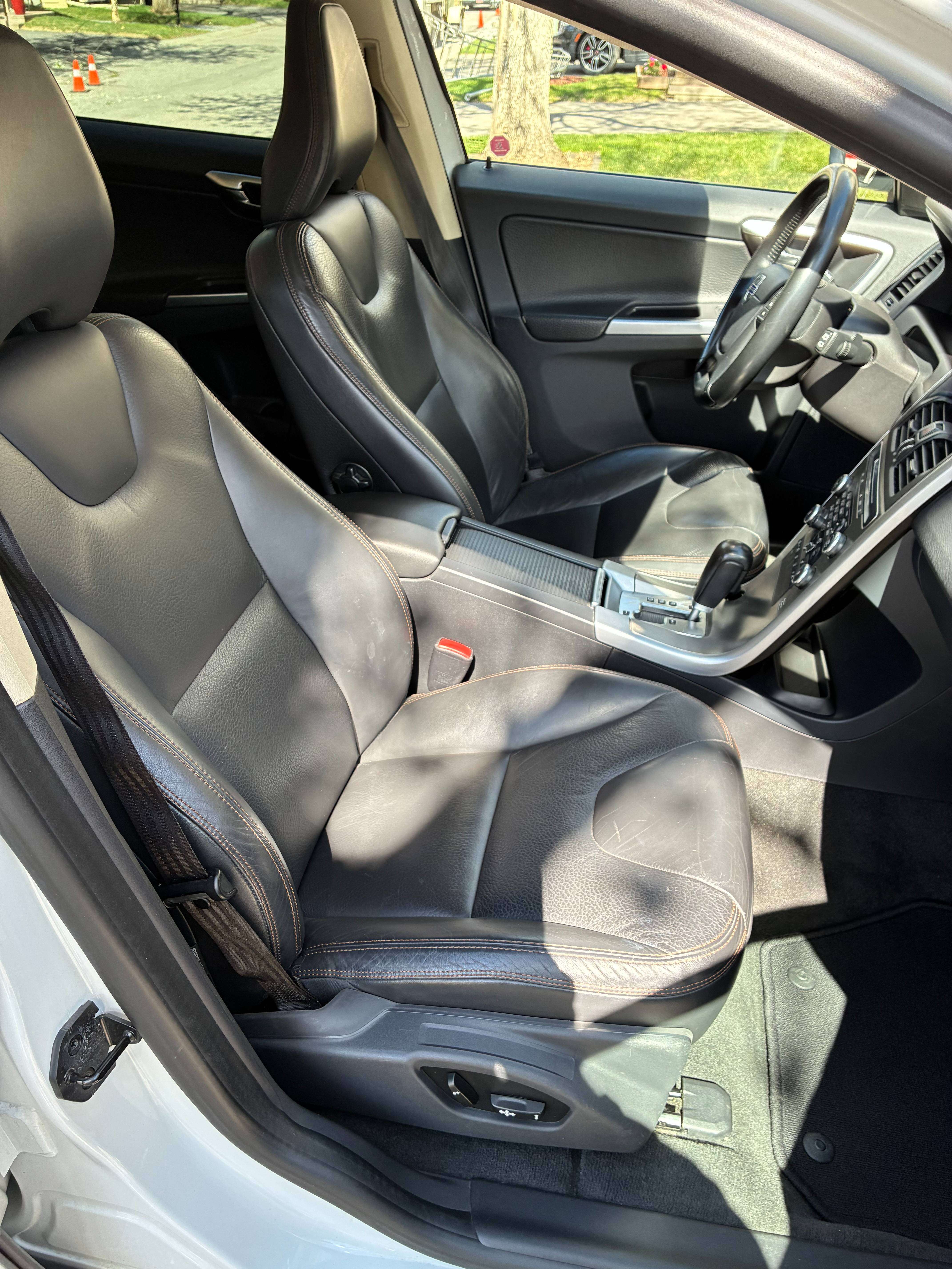 2011 Volvo XC60 Level II thumb 11