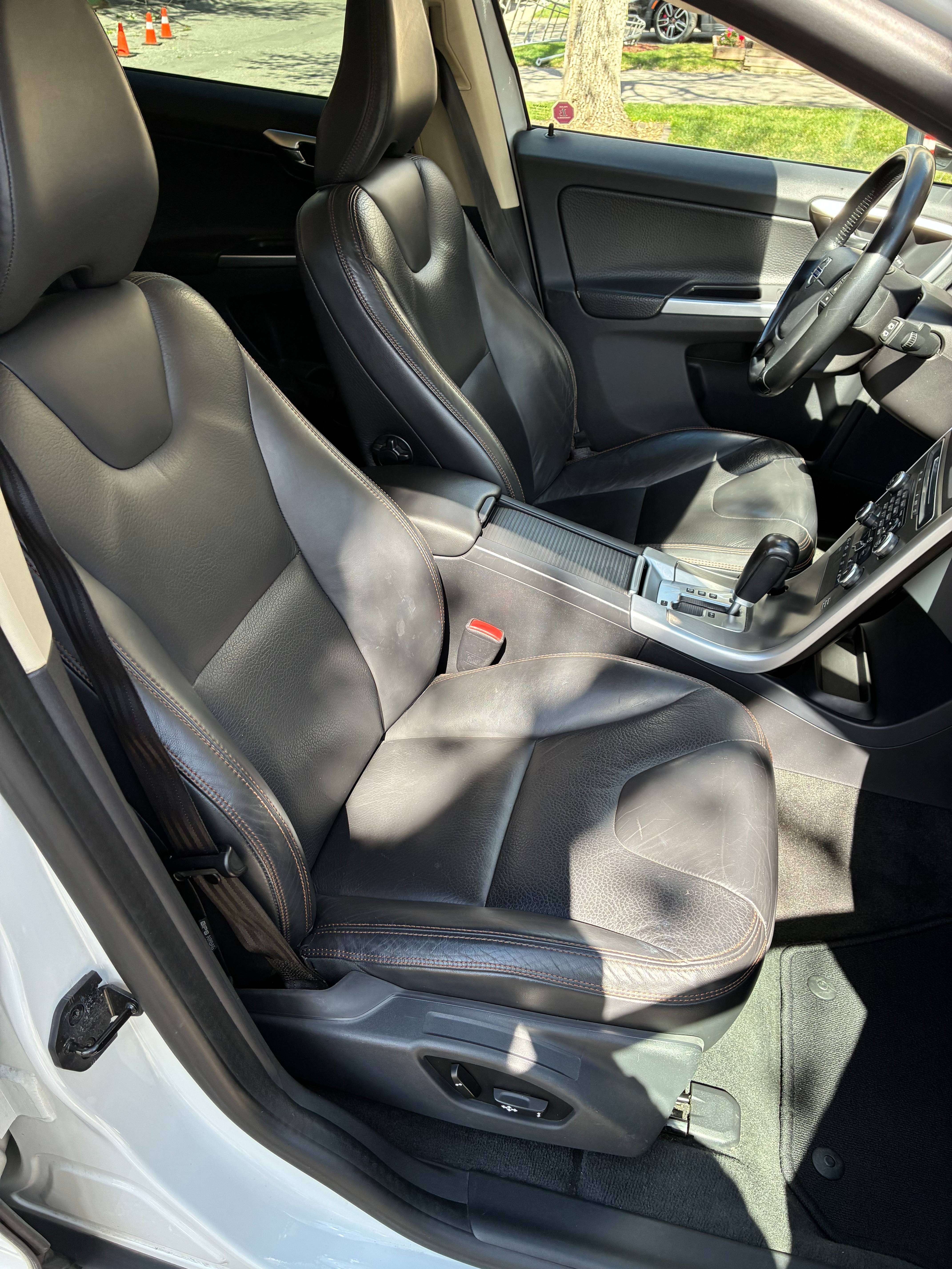 2011 Volvo XC60 Level II thumb 12