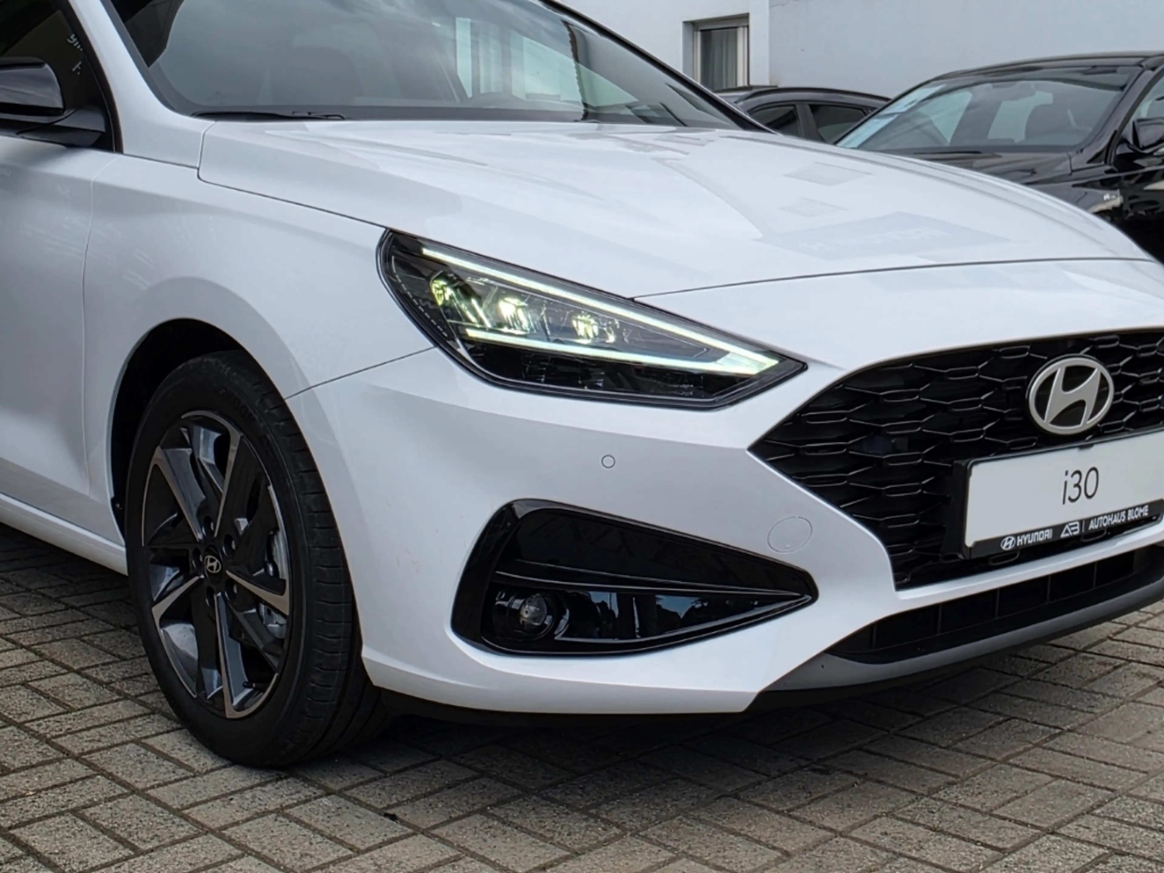 Hyundai i30 1.6 T-GDI 7-DCT Trend MY26 / Navi /Voll-LED / Kame — photo 2