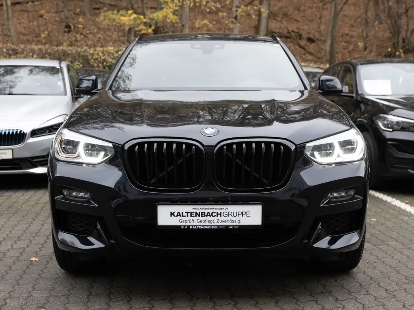 BMW X3 xDrive 20d M-Sport AHK HUD LED W-LAN NAVI Schwarz - 2