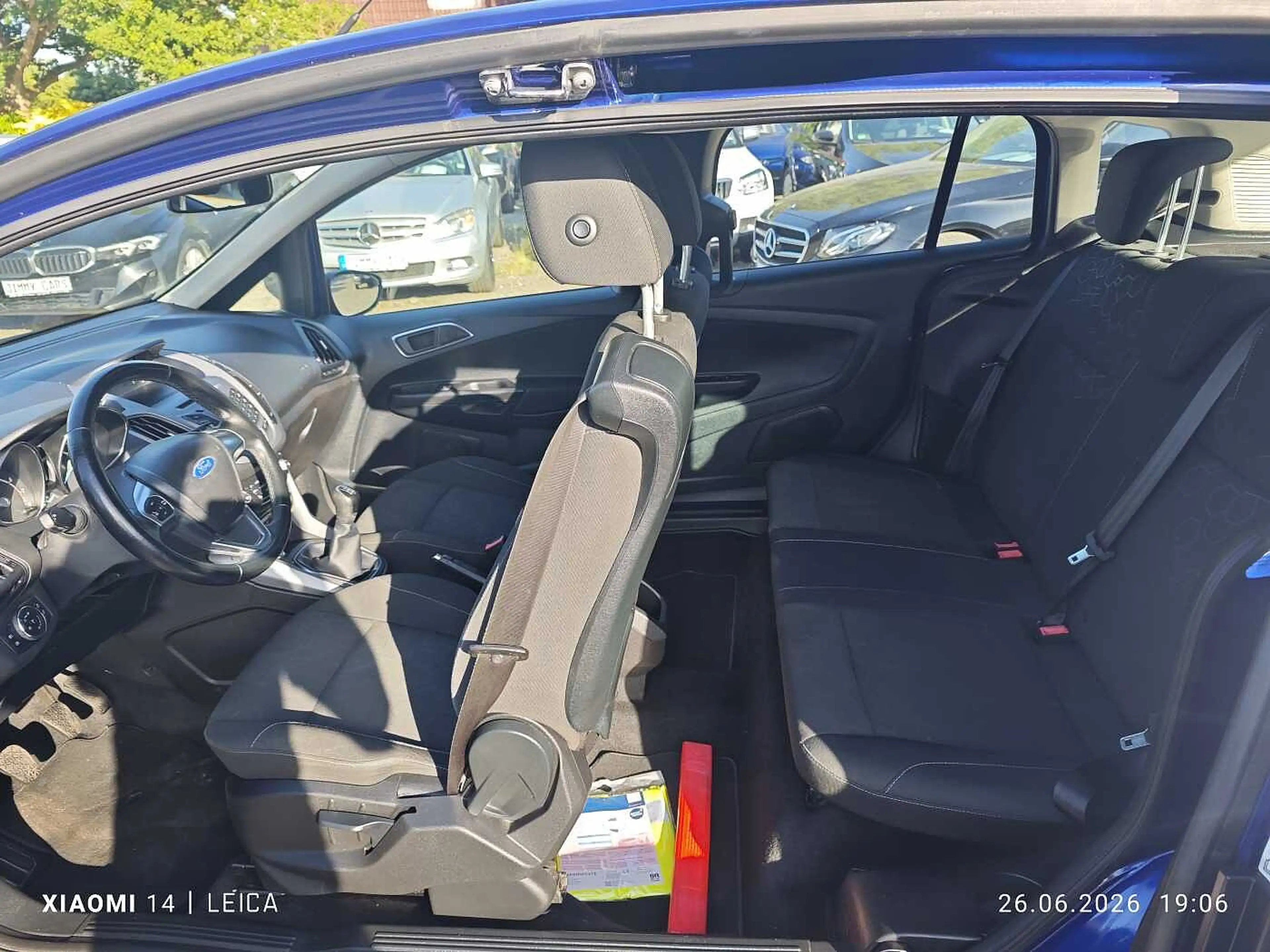 Ford B-Max 1.0 EcoBoost Titanium — photo 12