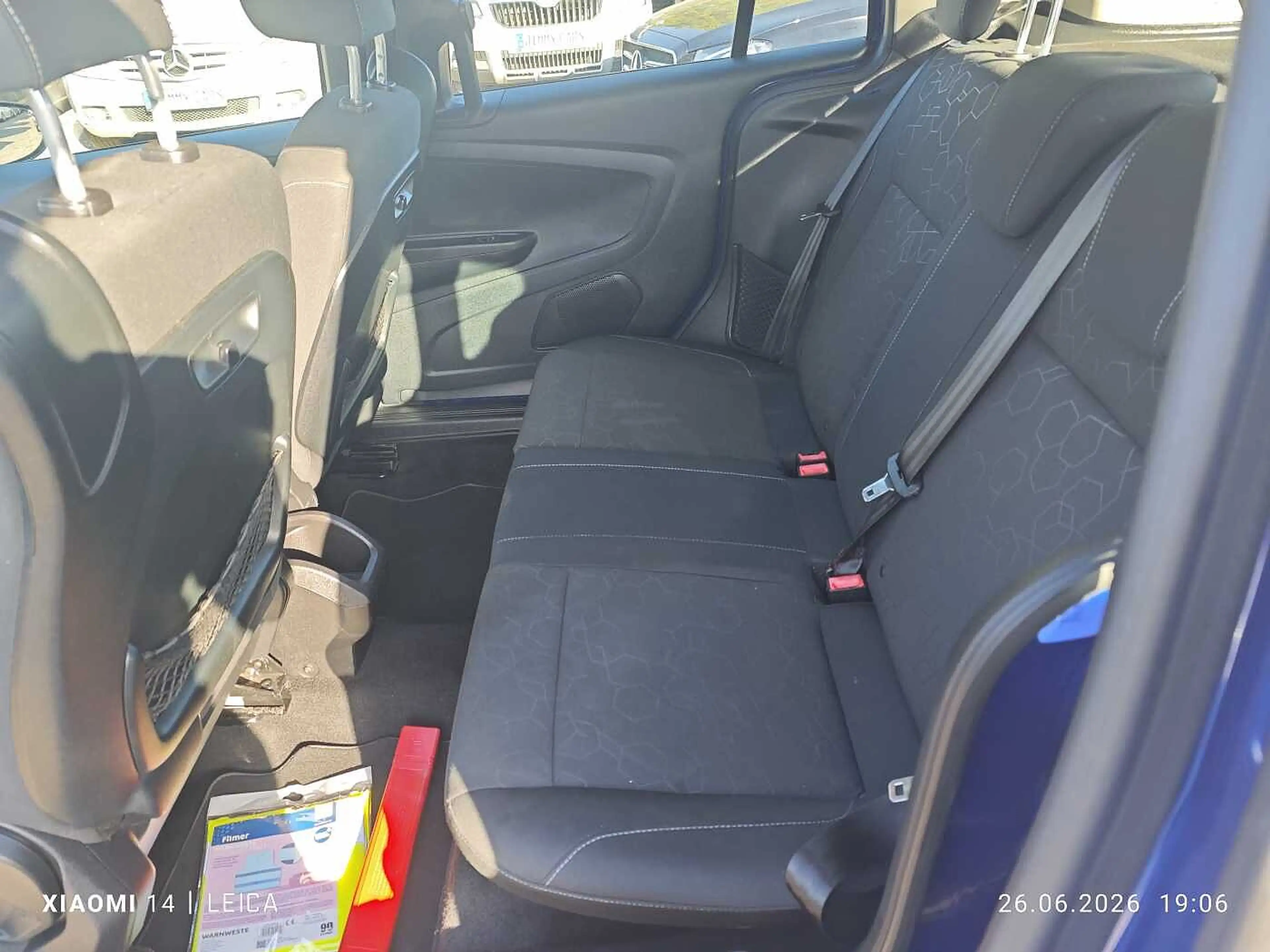 Ford B-Max 1.0 EcoBoost Titanium — photo 13