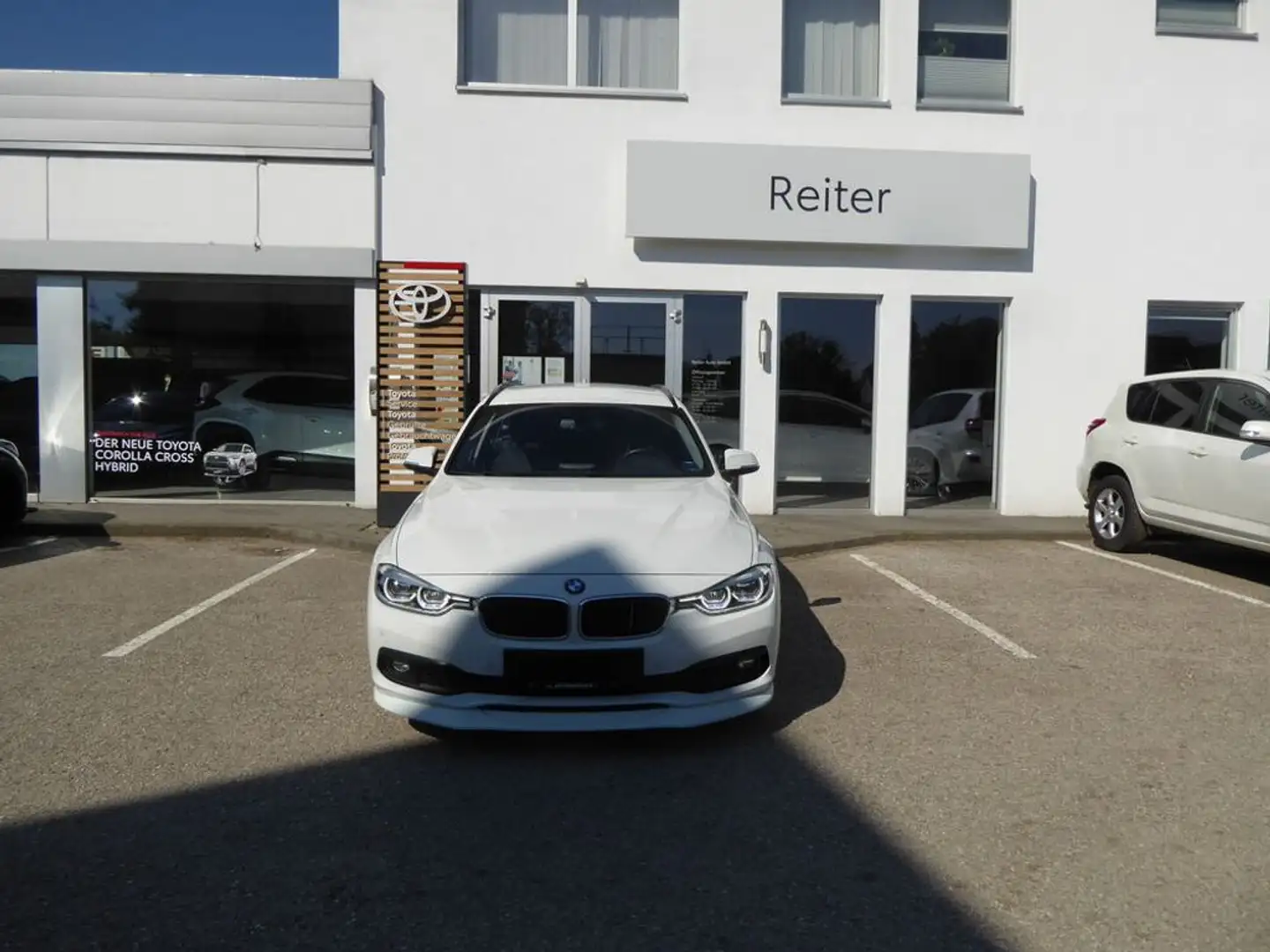 BMW 316 d Touring *LED*AHK*SHZ* Weiß - 1