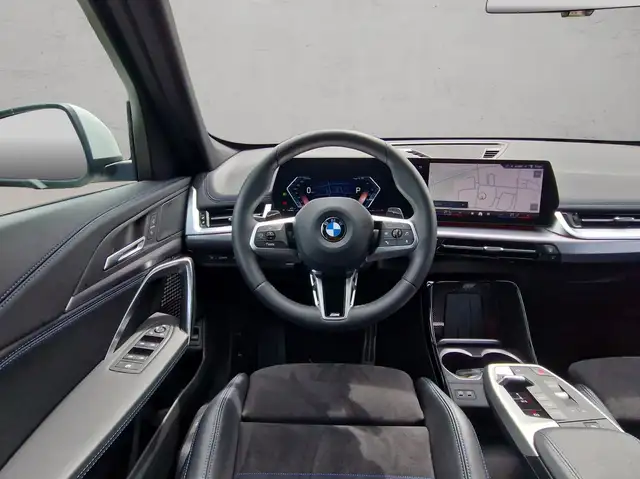 BMW X1 view 4