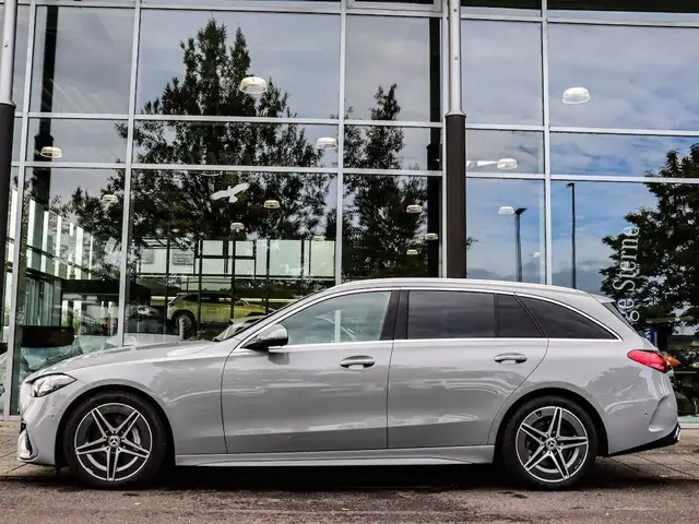 Mercedes-Benz C-Class view 2