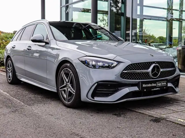 Mercedes-Benz C-Class view 10