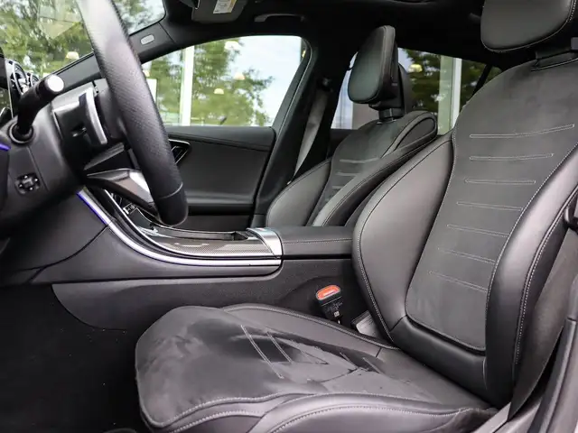 Mercedes-Benz C-Class view 14