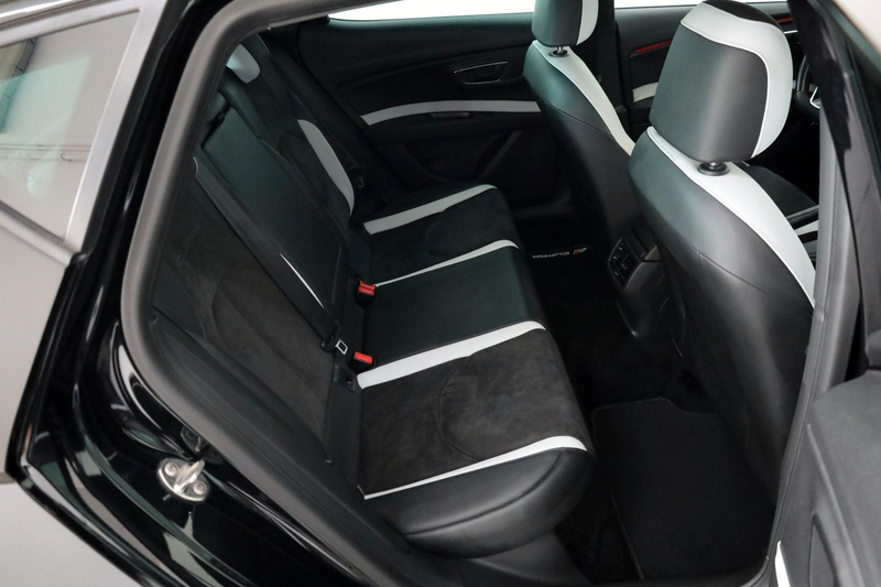 SEAT Leon Cupra 265 T.Leder,Navi,LED,Kamera,Apple Car — photo 6