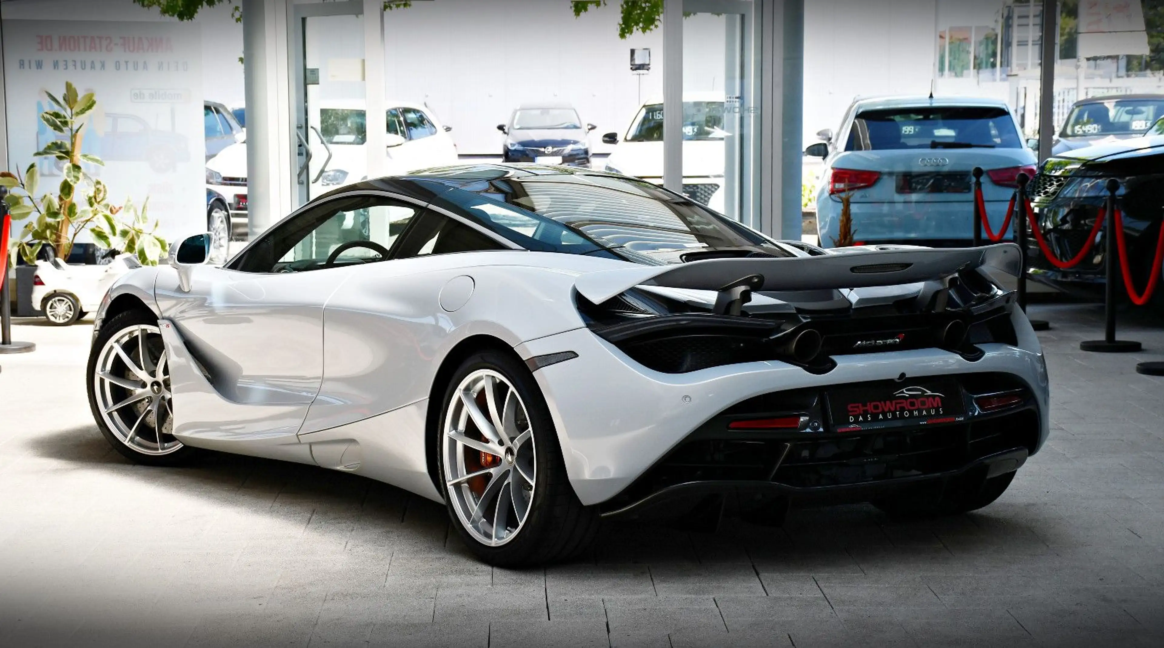 McLaren 720S Elite Lux Carbon Ceramic Lift SoftClose — photo 5