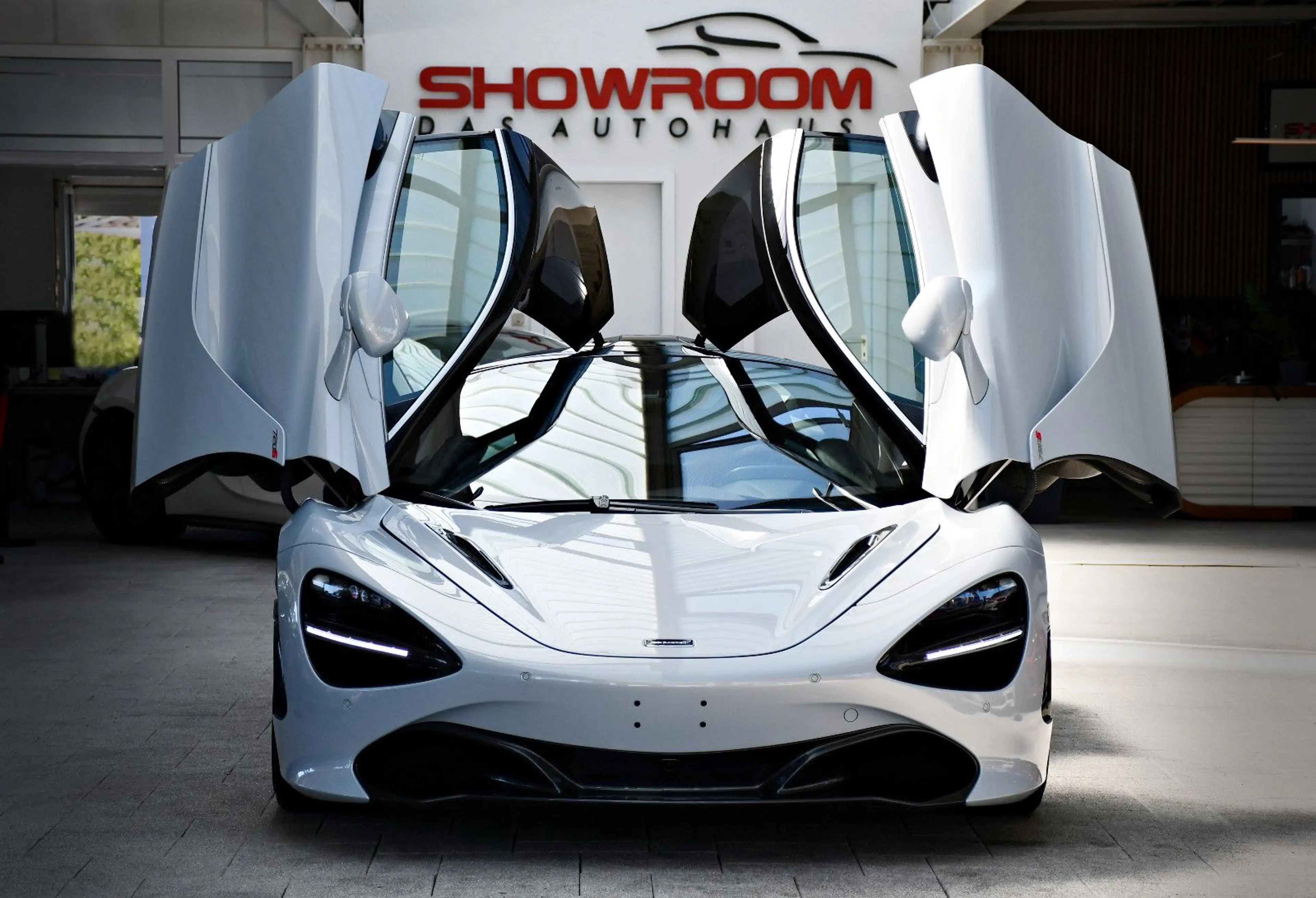 McLaren 720S Elite Lux Carbon Ceramic Lift SoftClose — photo 8