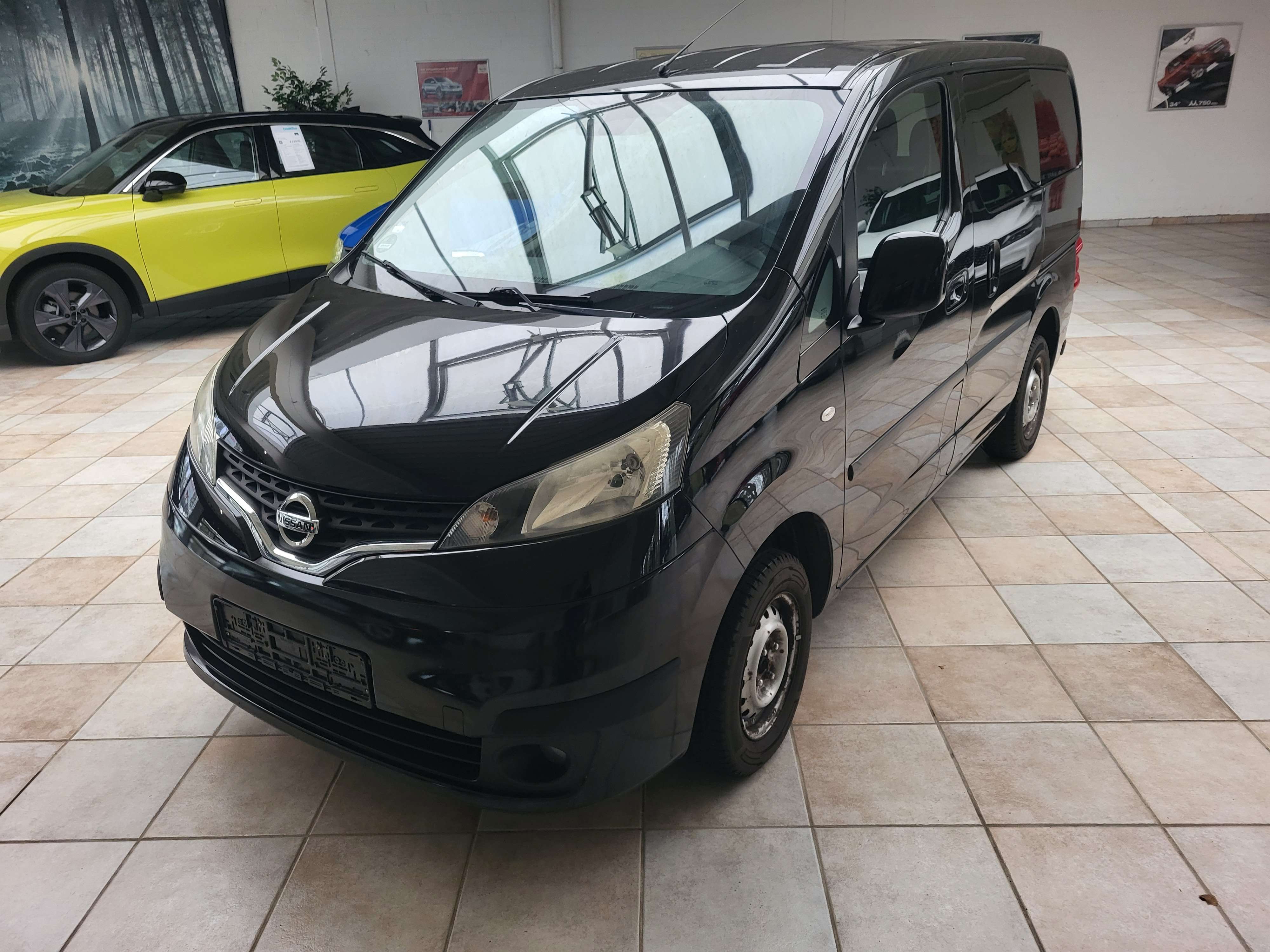 Second hand Nissan Evalia 