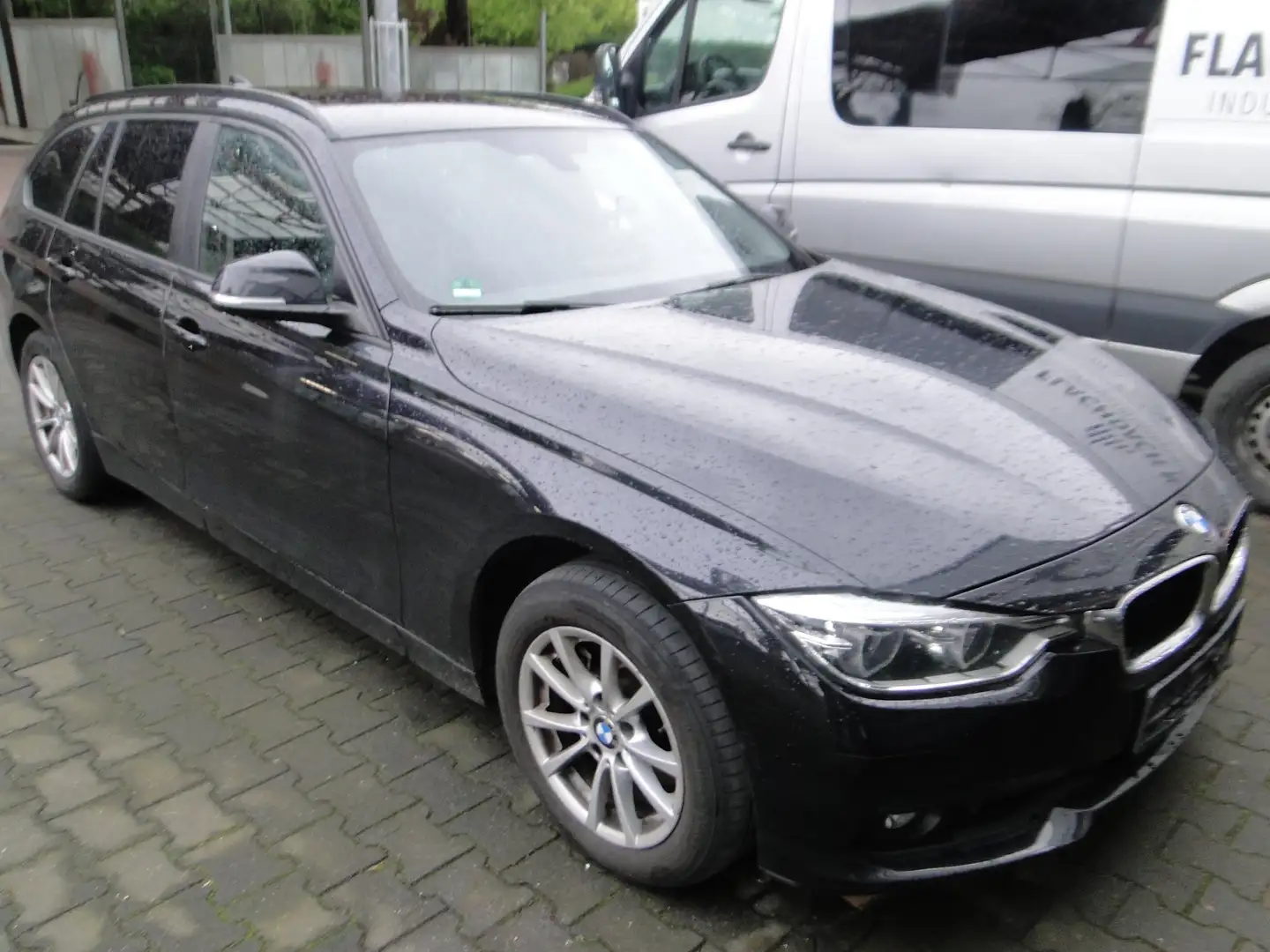 BMW 316 316d Advantage Noir - 2